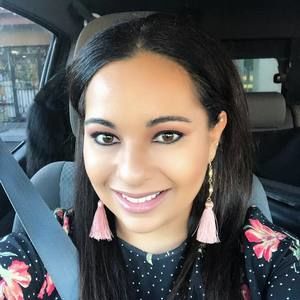 Meet your Posher, Andrea